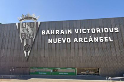 Recreación de la fachada de Fondo Sur de El Arcángel una vez se complete la instalación del letrero. / CCF