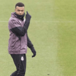 Mbappe vuelve a entrenarse con el grupo