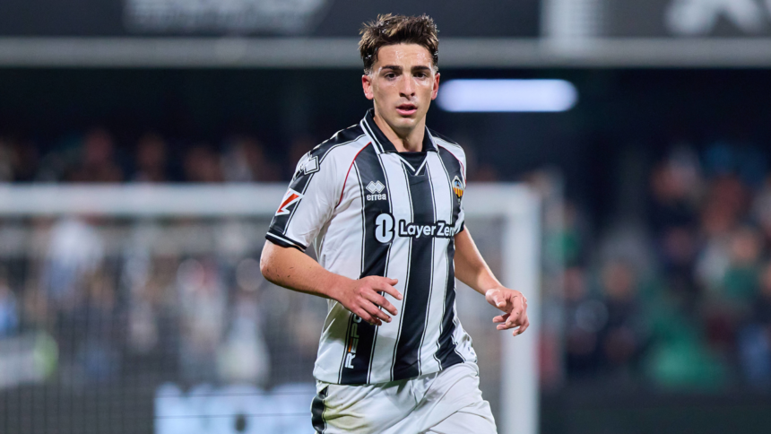 Álex Calatrava, el fichaje que pretende el Celta de Vigo