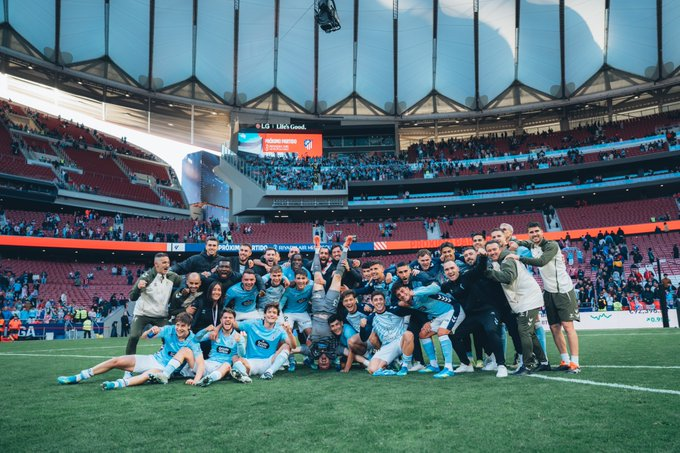 El Celta celebró sobre el césped del Metropolitano su victoria
