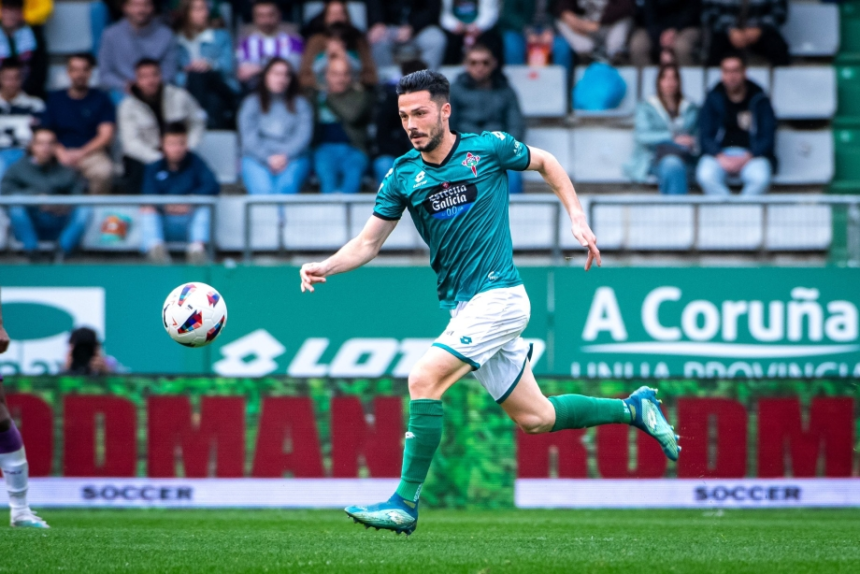 Jesús Bernal, centrocampista del Sporting de Gijón pretendido por el Racing de Ferrol