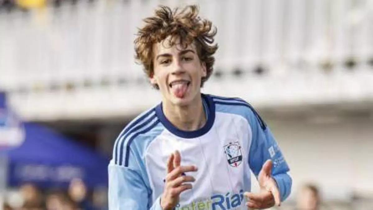 El Celta blinda a David Sueiro