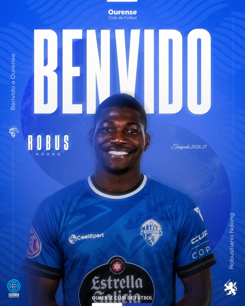 Aarón Delgado, nuevo delantero del Ourense CF, celebrando un gol con el Guadalajara