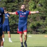 Carlos de Lerma dirige su primer entrenamiento como técnico de la SD Compostela