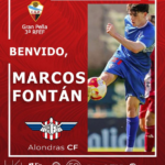 Marcos Fontán golpea el balón con la camiseta del Gran Peña