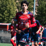 Carlos Beard, central del Calasancio, nuevo jugador de la cantera del Deportivo