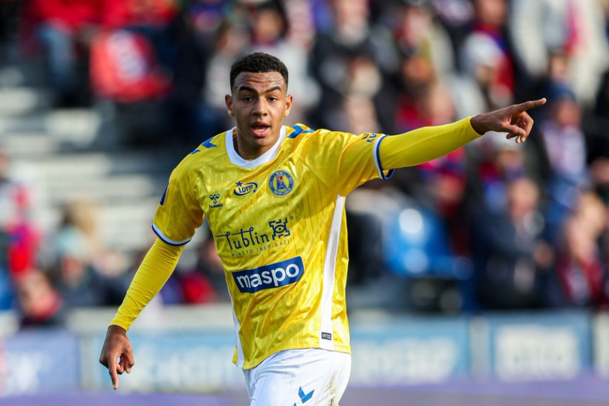 Bright Ede, central polaco cerca de fichar por el Deportivo