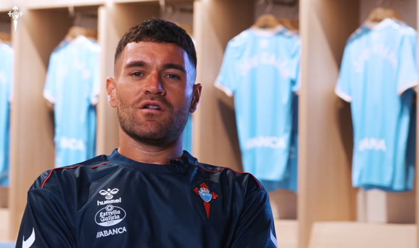 Javi Galán, presentado como nuevo jugador del Celta