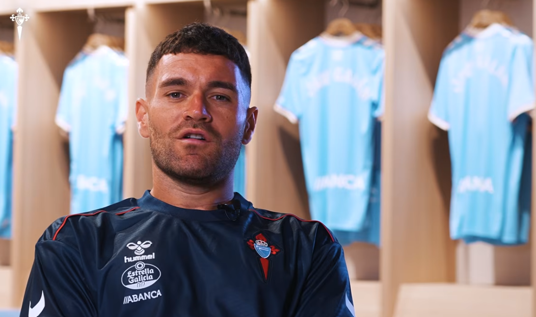 Javi Galán, presentado como nuevo jugador del Celta