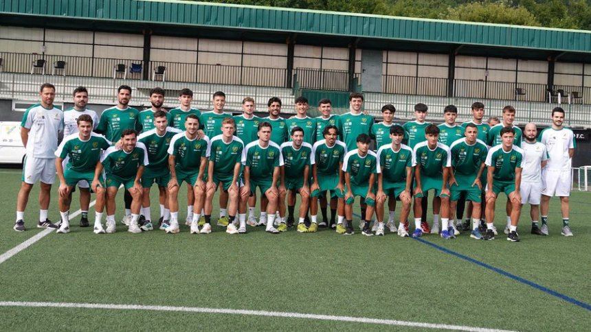Plantilla del Coruxo FC durante la pretemporada 2026/27