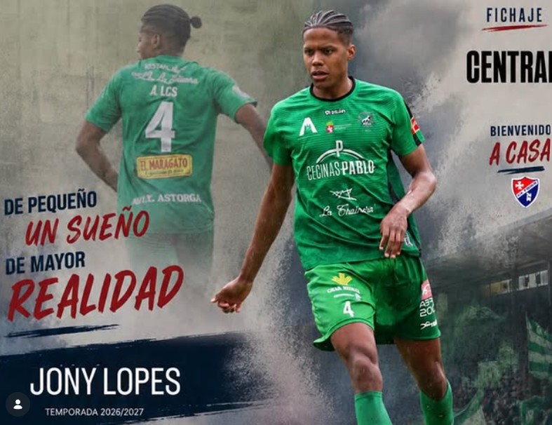 Jonatan Lópes «Jony», nuevo central del CD Barco