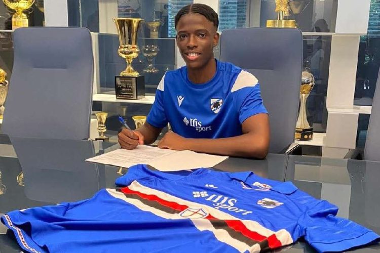 Walker Talle Ngonmazou, delantero camerunés a prueba con el Xuvenil A del Celta