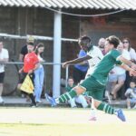 Racing de Ferrol celebra el Trofeo Concello de Mugardos tras vencer al Coruxo