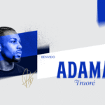 Adama Traoré posa como nuevo jugador del Deportivo hasta junio de 2028