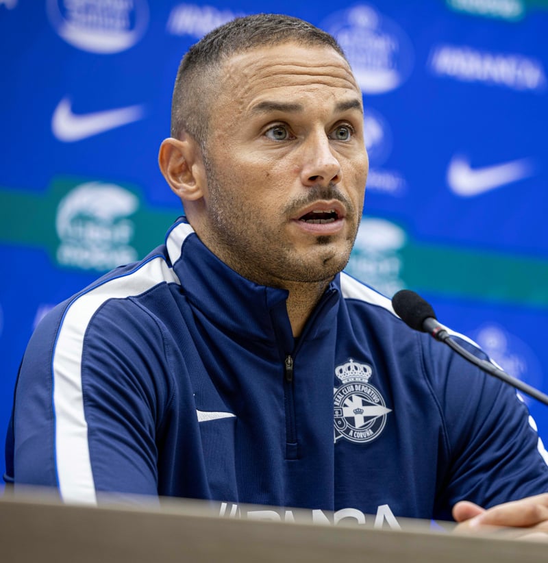 Alberto Rodríguez, entrenador del Deportivo ABANCA