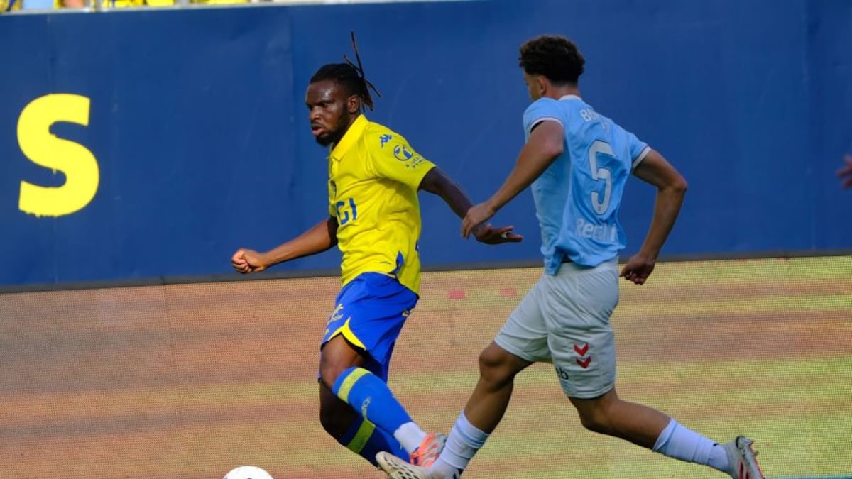 Cádiz y Celta Fortuna durante el partido de la primera jornada de LaLiga Hypermotion