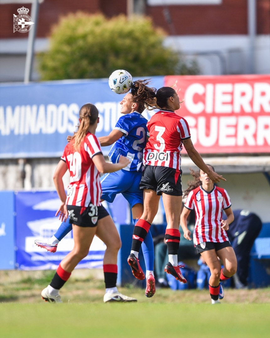 Disputa de una pelota aérea