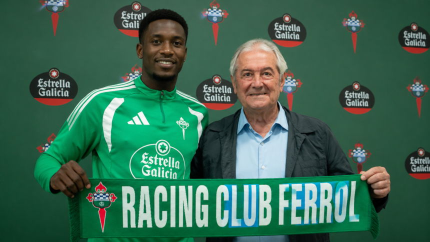 Sekou Djanbou durante su presentación como jugador del Racing Club Ferrol