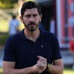 Javi Vázquez durante el Arenas-Racing de Ferrol disputado en Fadura