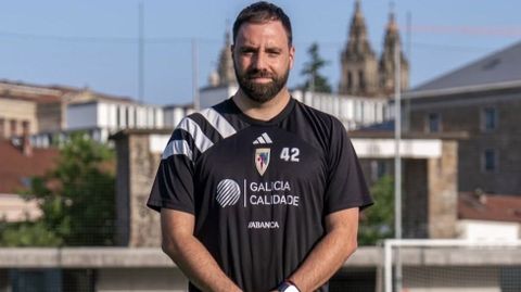 Suso Álvarez, entrenador del Juvenil A de la SD Compostela