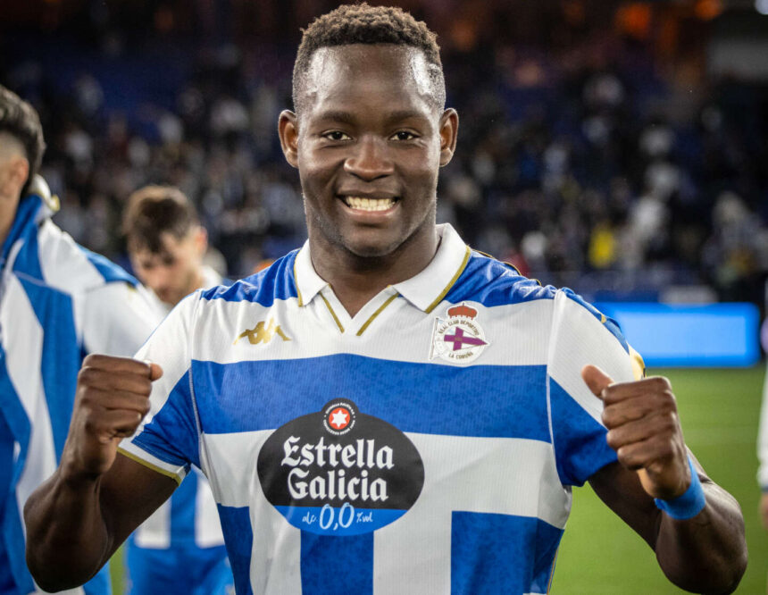 Nsongo Bil, delantero del Deportivo convocado por Camerún