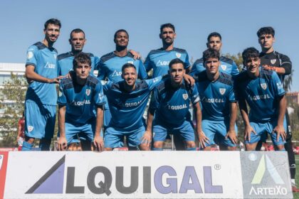 Once titular del Atlético Arteixo antes del partido ante el Estradense en Ponte dos Brozos