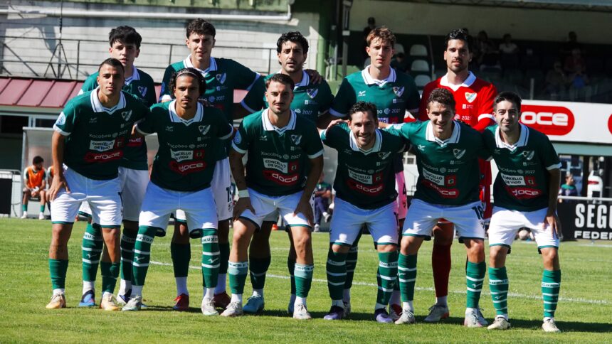Acción del Coruxo-Rayo Cantabria disputado en O Vao el 13 de septiembre de 2026