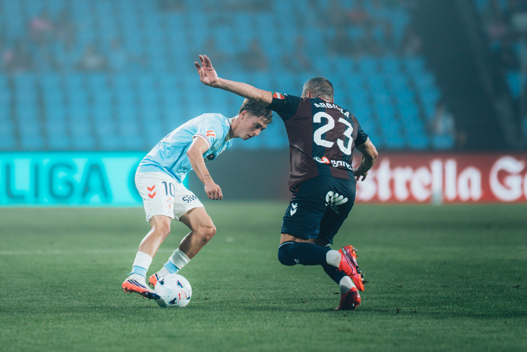 Acción del Celta Fortuna-Eibar disputado en Balaídos