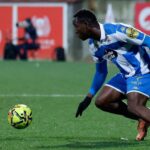 Bil Nsongo, delantero del Deportivo, durante un partido con el conjunto blanquiazul