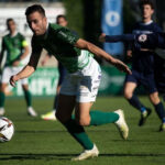 CD Arenteiro durante un partido en Espiñedo