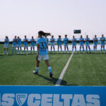 Las jugadoras de As Celtas sobre el césped de A Madroa