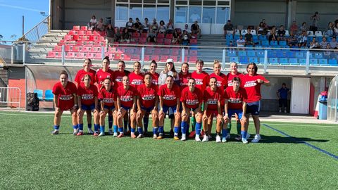 Plantilla del Bergantiños femenino antes del estreno ante el Victoria B