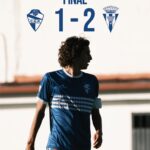 Jugadores del Gran Peña durante el partido ante el CD Lalín en Barreiro