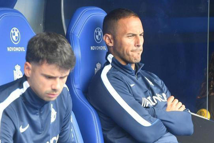 Alberto Rodríguez, entrenador del Dépor ABANCA, durante el partido ante el Real Madrid en Riazor
