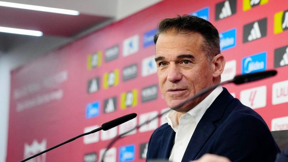 Luis García Plaza, entrenador del Sevilla FC, durante una rueda de prensa