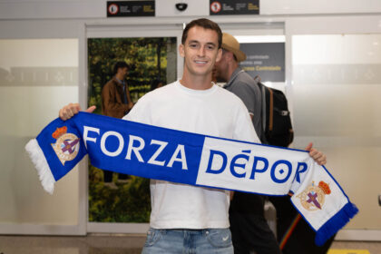 Marc Casadó, centrocampista del Deportivo, tras su llegada al club coruñés