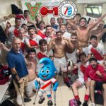 Celebración de la AD Miño en el vestuario tras su victoria ante el SDC Órdenes