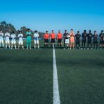 Futbolistas de las canteras del Celta y la Juventus alineados antes del amistoso en Afouteza