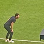 Javi Vázquez, entrenador del Racing de Ferrol, en una imagen compartida tras el derbi ante el Fabril