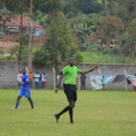 Árbitro durante un partido de fútbol, imagen de recurso