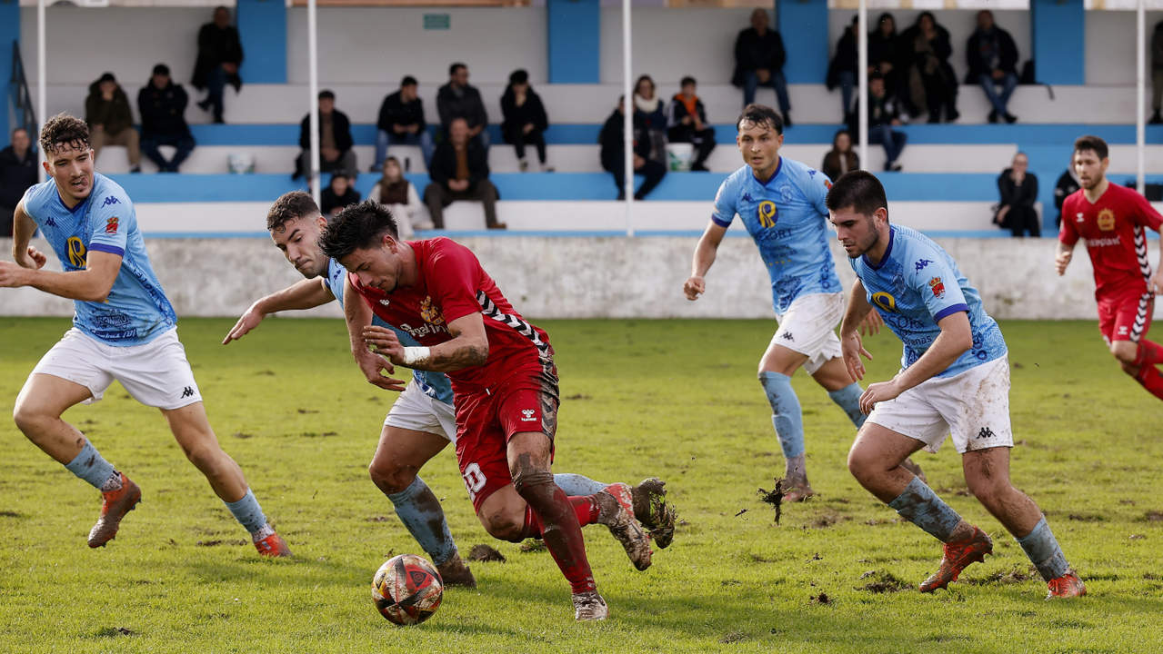 Arona Sané durante un partido de la SD Sarriana