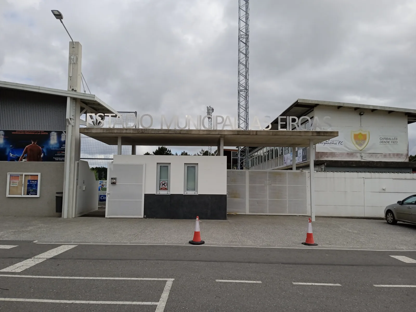 Campo das Eiroas en Carballo, escenario del fútbol del Bergantiños