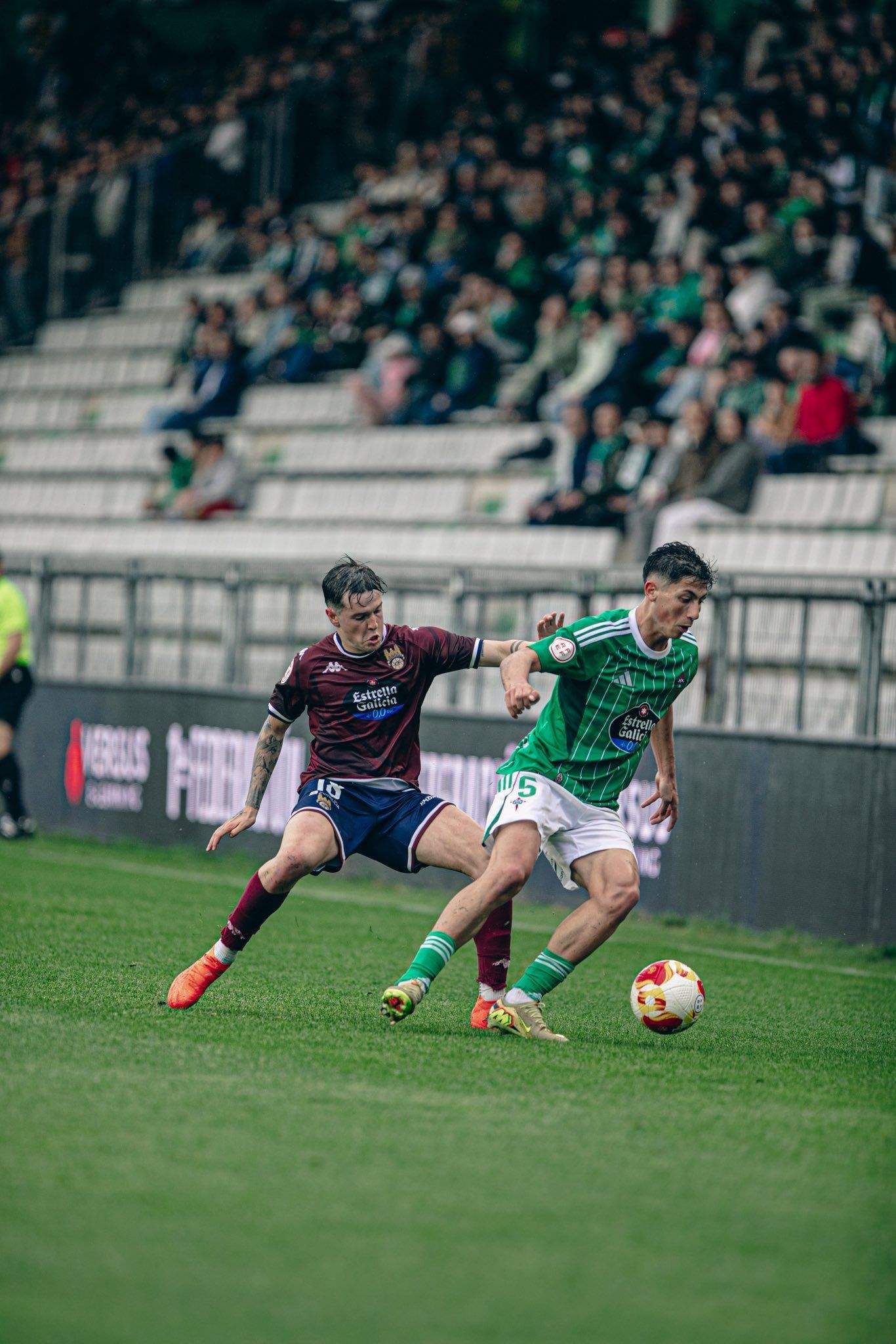 Acción del Racing de Ferrol-Pontevedra CF disputado en A Malata en mayo de 2026