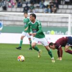 Sergio Tejera durante el derbi entre Racing de Ferrol y Pontevedra en A Malata