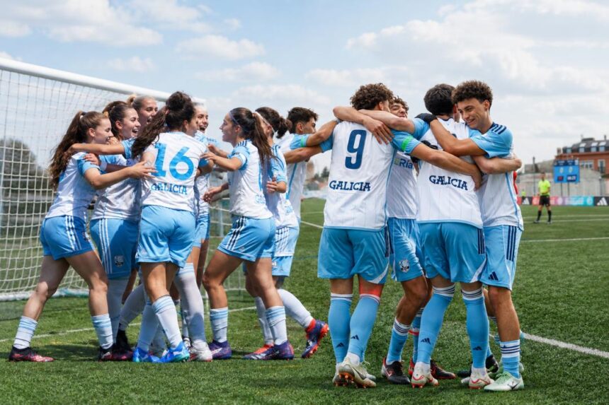 Selecciones gallegas sub-14 y sub-16 de fútbol durante una convocatoria de la RFGF