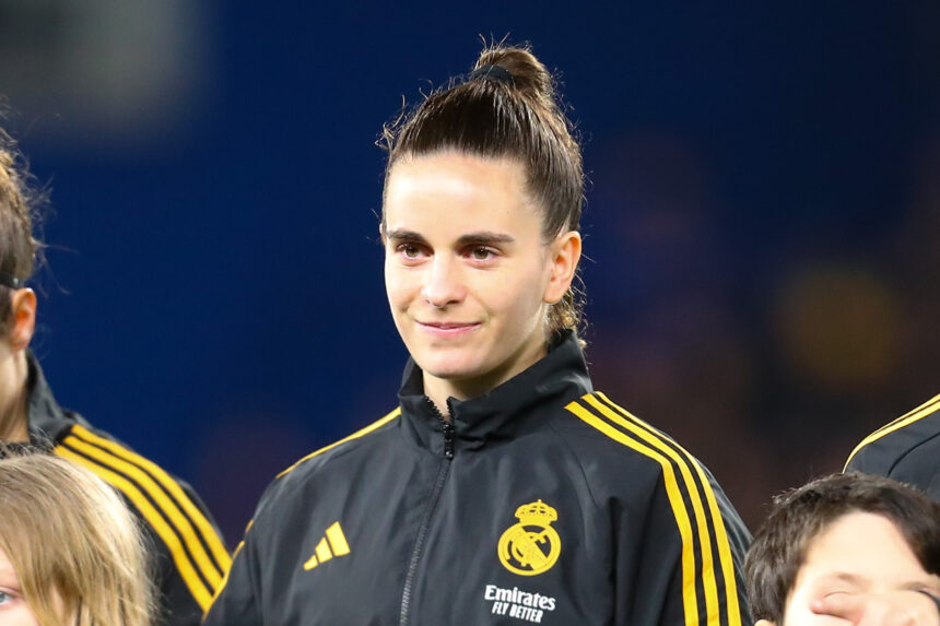 Teresa Abelleira con el Real Madrid durante un partido de 2024, antes de su fichaje por el Atlético